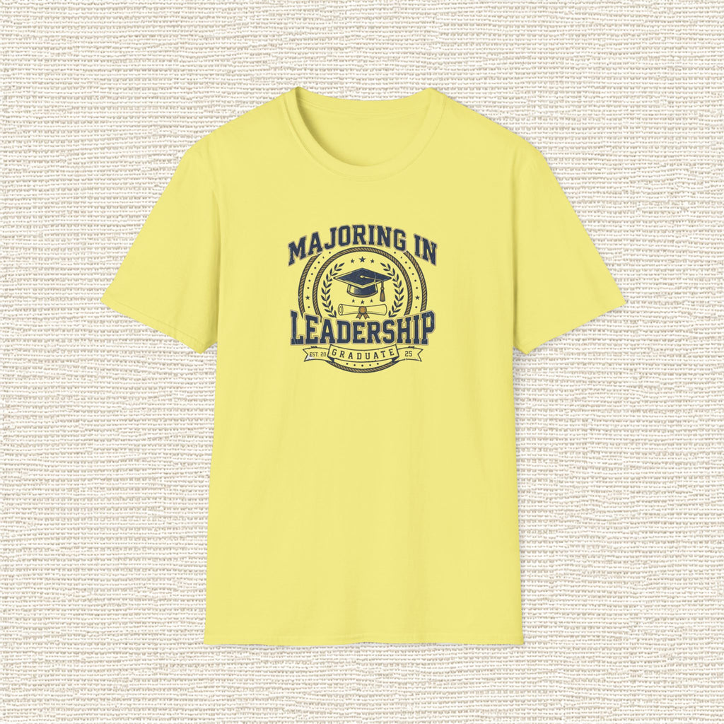 MAJORING IN LEADERSHIP T‑Shirt