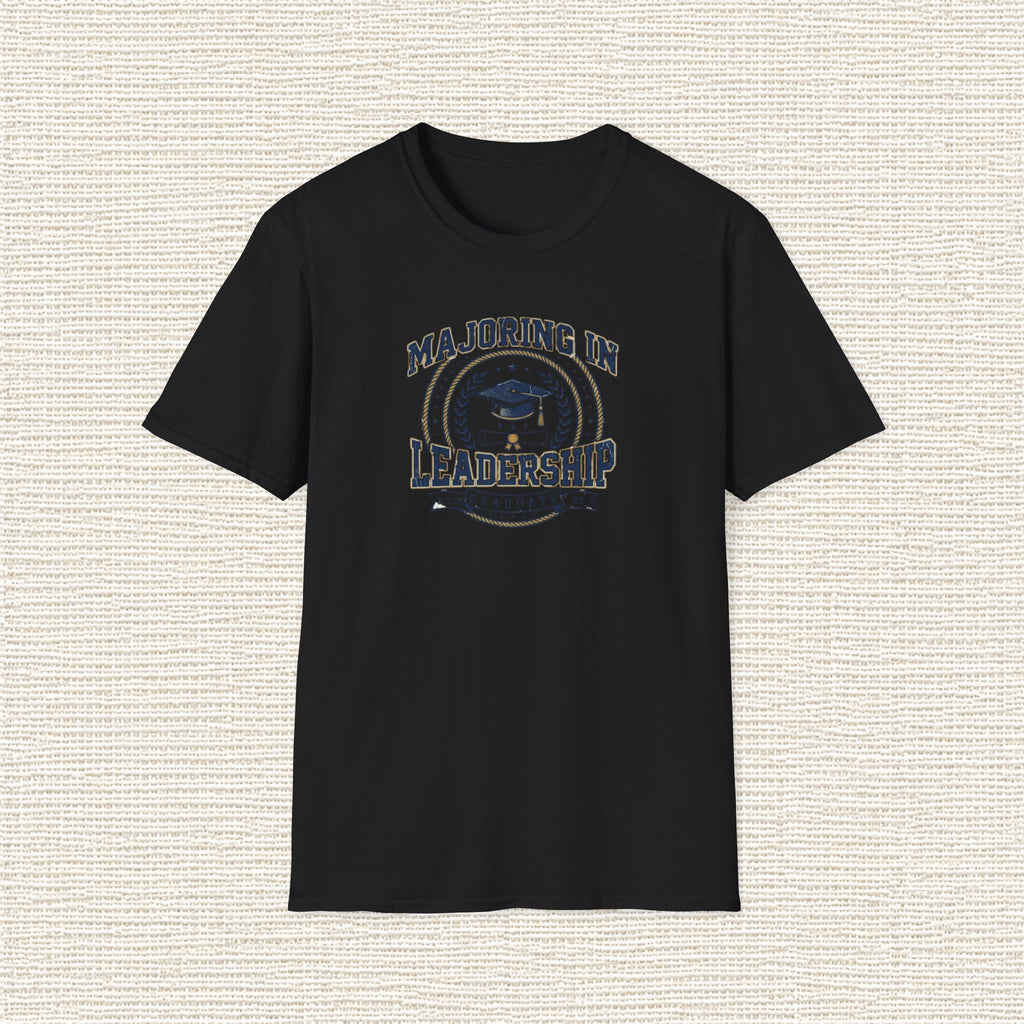 MAJORING IN LEADERSHIP T‑Shirt