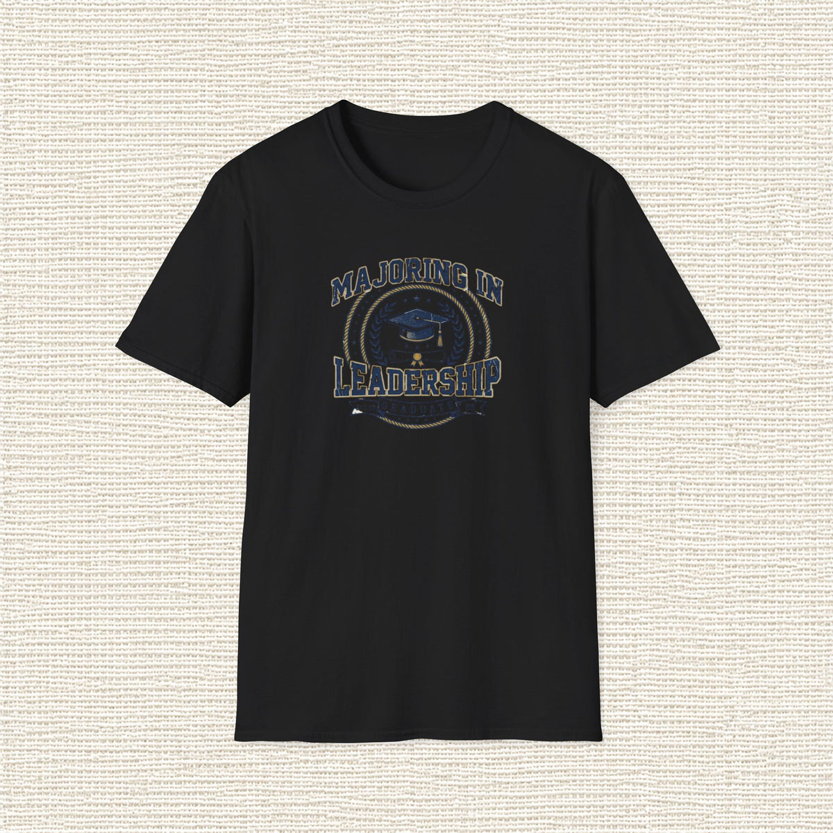MAJORING IN LEADERSHIP T‑Shirt