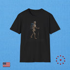 JUST HIKE  T‑Shirt