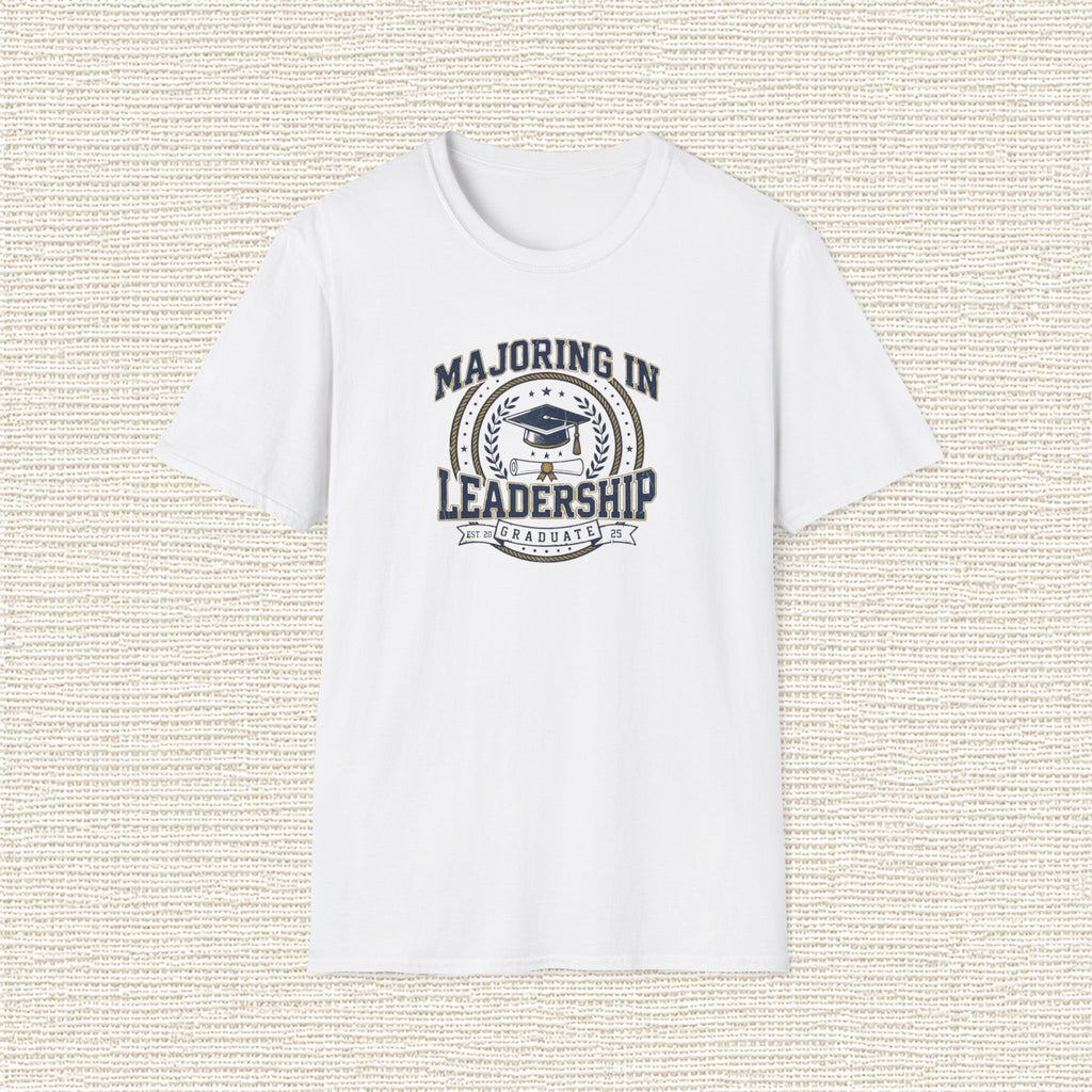 MAJORING IN LEADERSHIP T‑Shirt